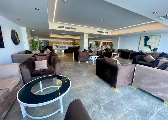 Porto Sokhna & 4* Ain Sukhna