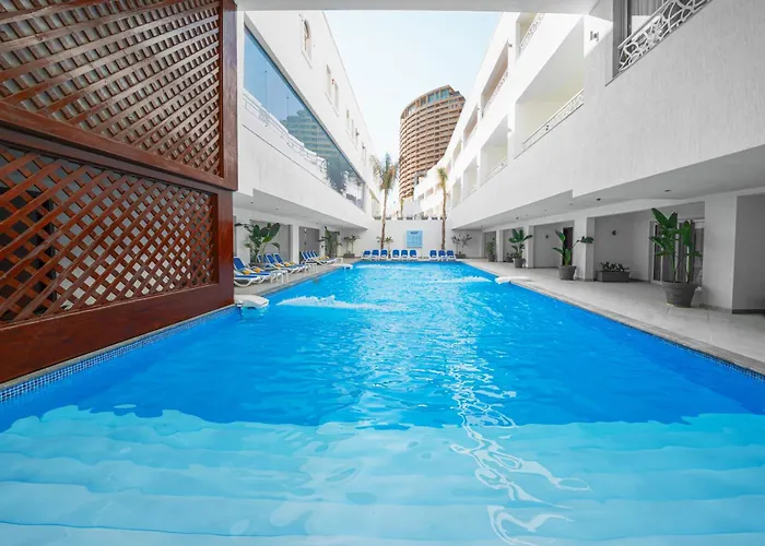 Porto Sokhna & 4*